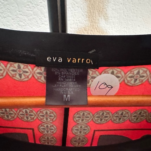 Eva Varro - Picture 3 of 3